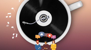 Un vinyle dans une tasse de café