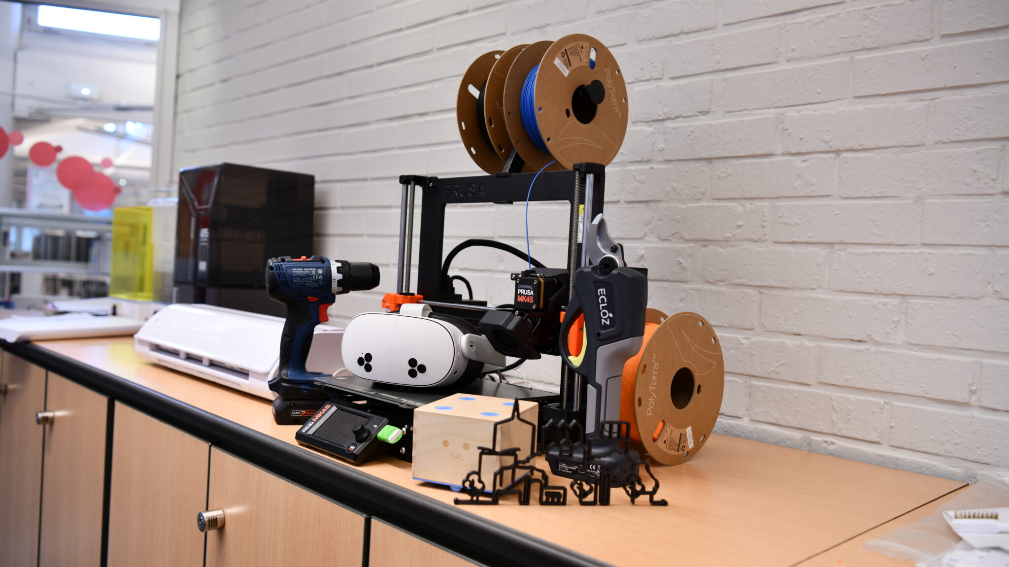 Des objets de l'objethèque et du fablab